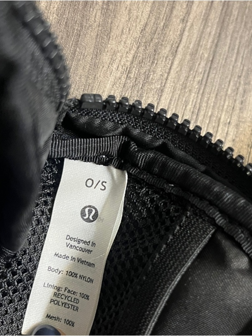 lululemon athletica Everywhere Belt Bag - Picture 9 of 10